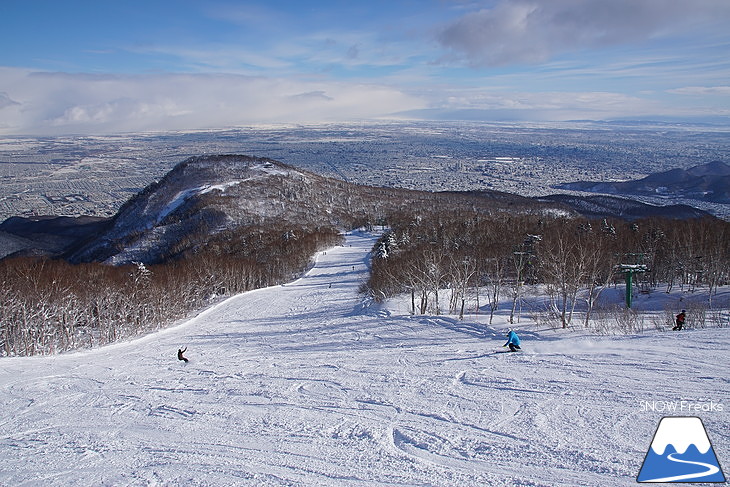 サッポロテイネ -11℃！空に舞い上がる粉雪。